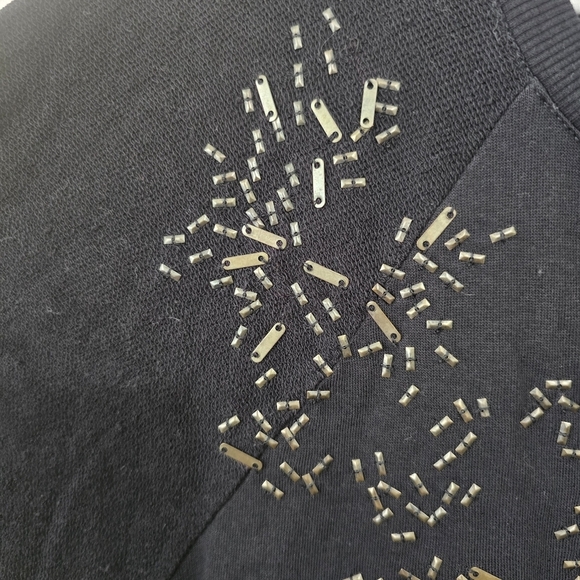 ⭐️40% Off⭐️ DKNY Jeans Embellished Black Sweatshirt - Picture 6 of 11